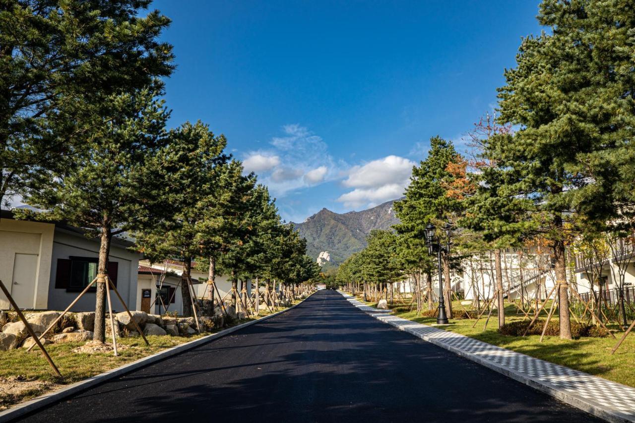 Kensington Resort Seorak Valley Sokcho Buitenkant foto